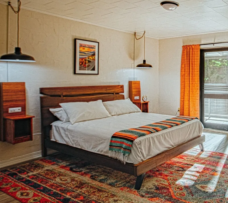 Route 19 Inn